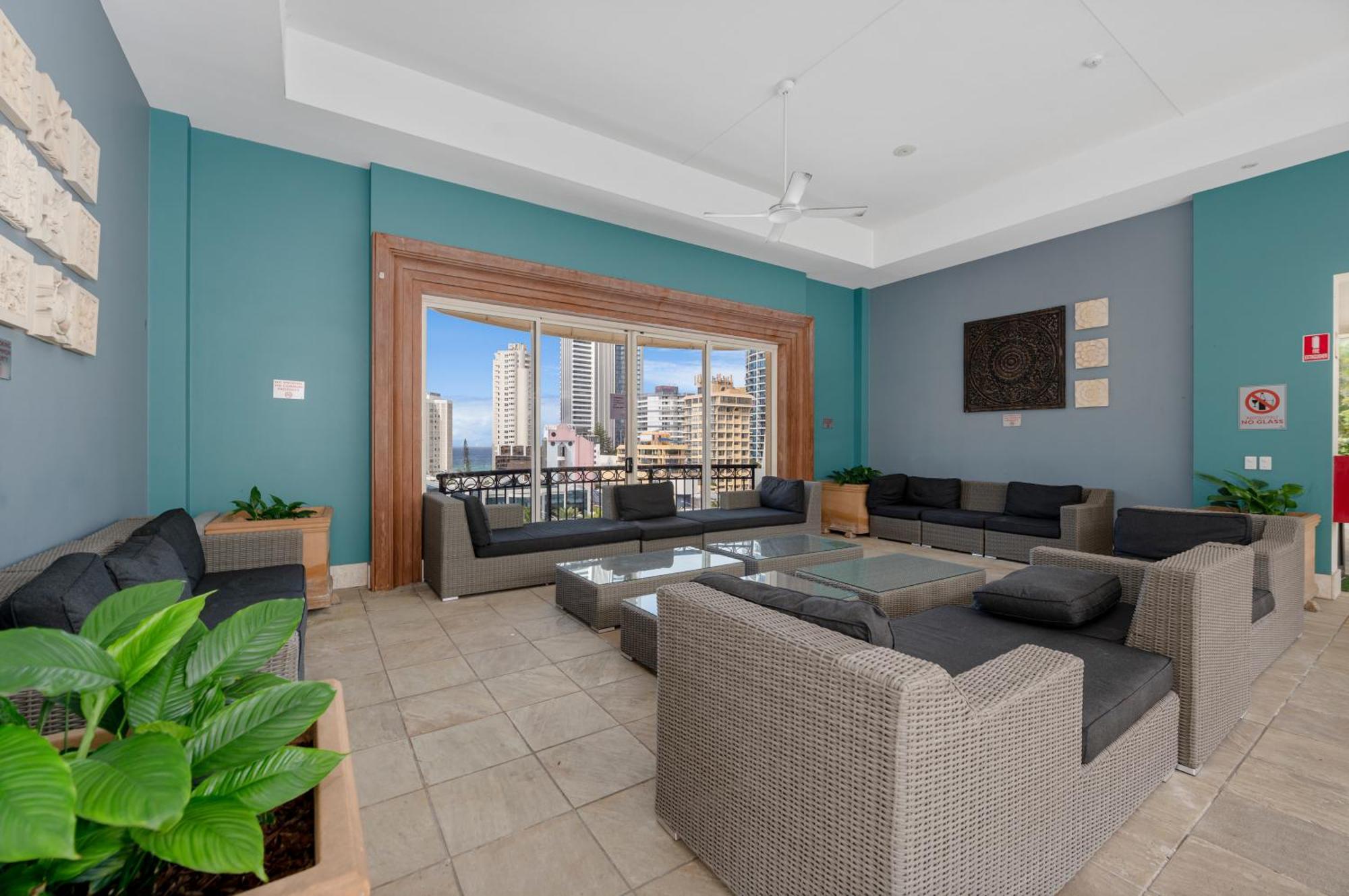 Chevron Renaissance Surfers Paradise Sleeps 10 4th Floor - Optimise Apartment
